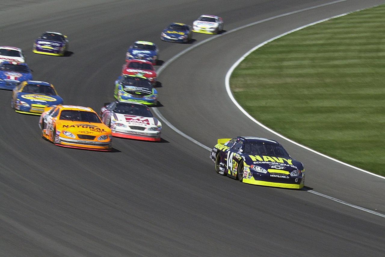 Read more about the article What is NASCAR?