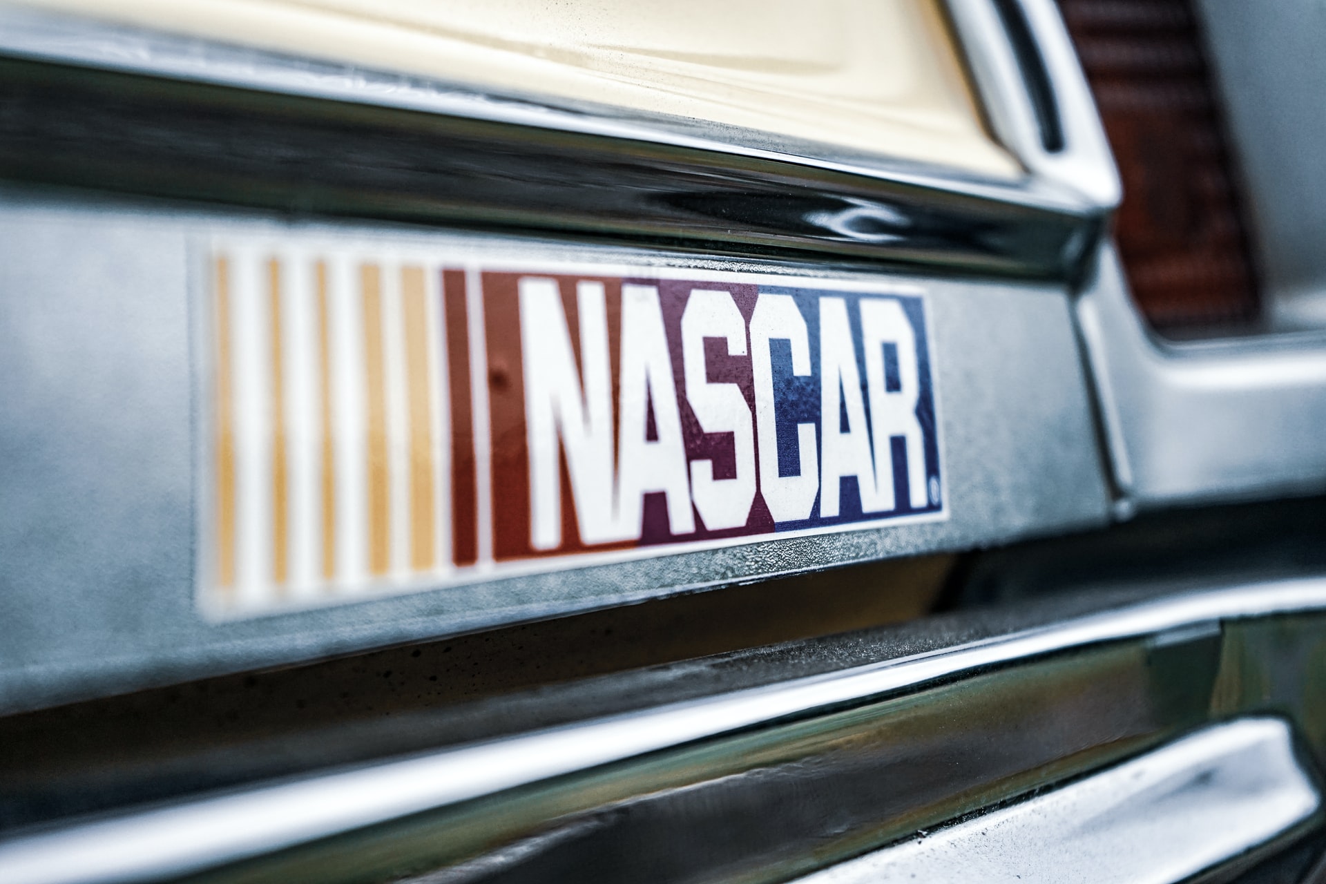 Read more about the article NASCAR Terms That Every Fan Needs to Know!